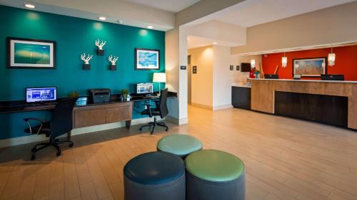 Best Western Wesley Chapel Image
