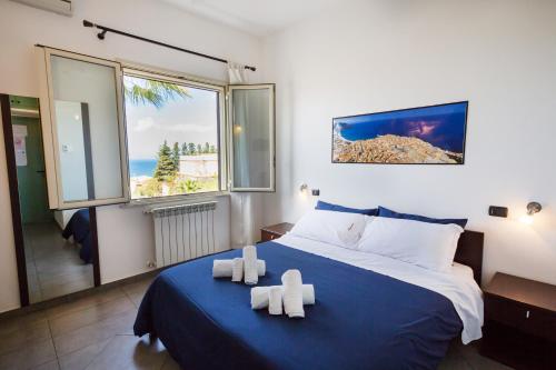 Double Room image 5