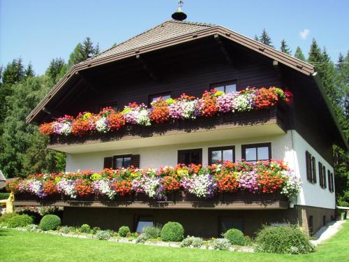 Haus Alpenland in St. Andra Im Lungau
