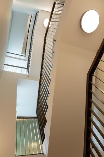 DD Suites Serviced Apartments - image 6