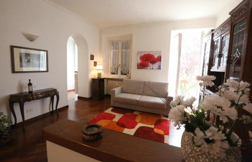  monforte view apartment in Monforte dʼAlba