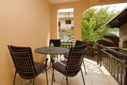 Apartments Maky & Dino - image 11