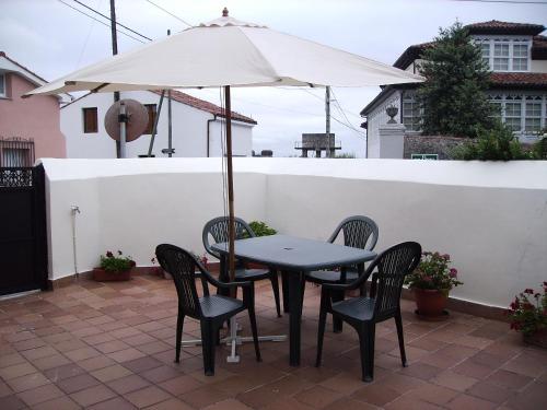  Casa Isolina in 33138 Muros de Nalón