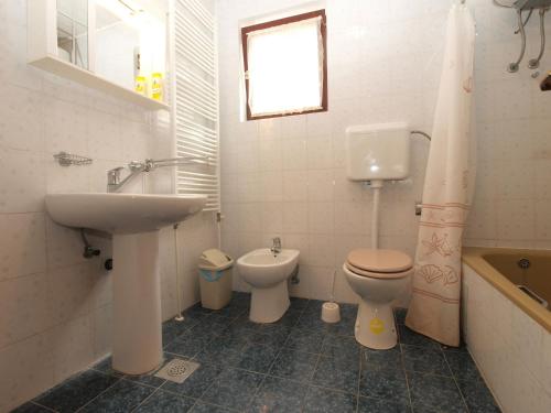Apartment image 7