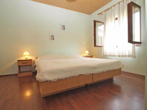 Apartment image 3