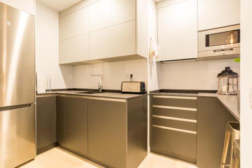 Del Parque Flats Alamos Parrot - Apartment - Málaga