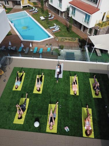 Nayino Resort Hotel - image 14