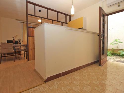 Apartment image 7