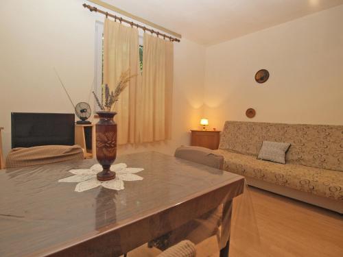 Apartment image 4