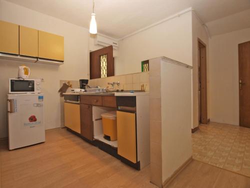 Apartment image 3