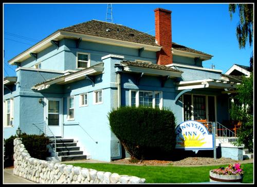 . Sunnyside Inn Bed &Breakfast