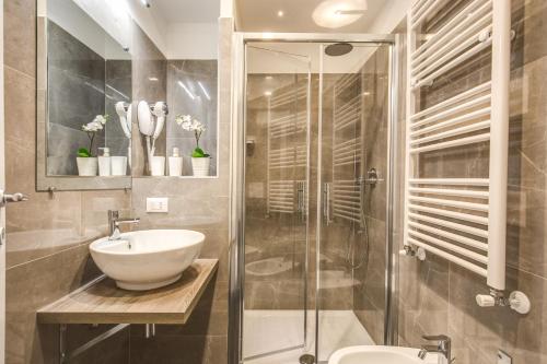 River Luxury Suites - image 6