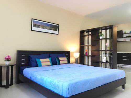 Cozy Stay by Cherry Cozy Stay by Cherry