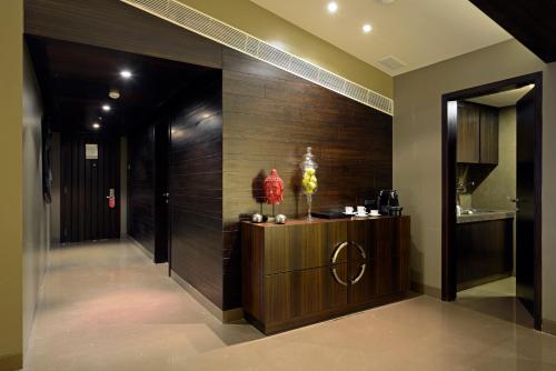 บริการและสิ่งอำนวยความสะดวก, โรงแรมซัน แอนด์ แซนด์ มุมไบ (Sun N Sand Mumbai Hotel) in จูฮู บีช