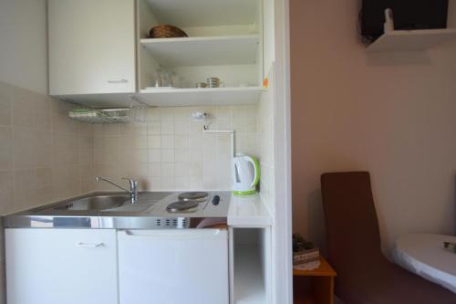 Apartments Josipa - image 4