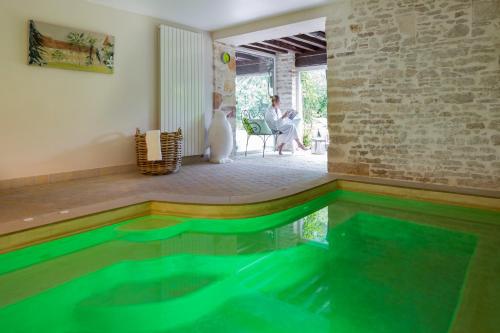 Karstais baseins, Chateau de Fleurville & Spa in Fleurville