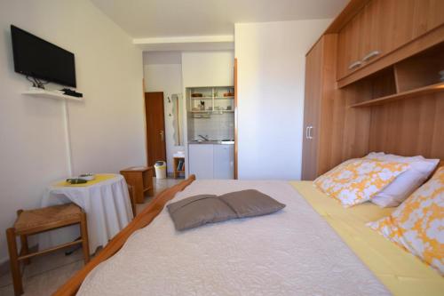 Apartments Josipa - image 9