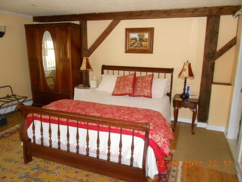 Eastman Inn - main image