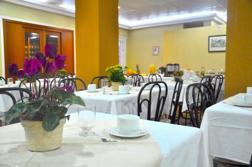 Restaurant, Hotel Platanus in Campos Do Jordao