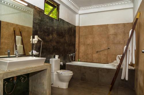 Superior Deluxe Room with 10% Discount on F&B, Laundry room in Oak Ray Elephant Lake