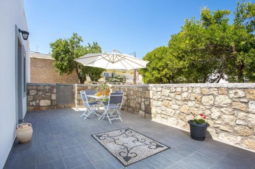  Ourania - Traditional House, Pension in Ialyssos