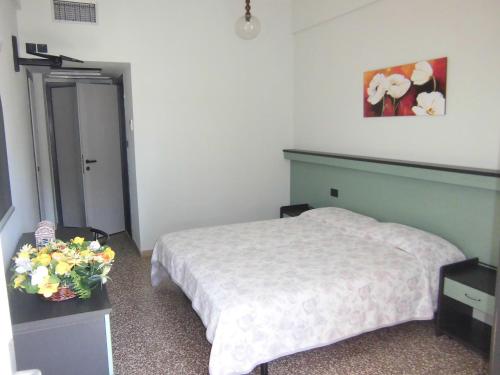 Classic Double or Twin Room with Terrace room in Hotel Palm Beach