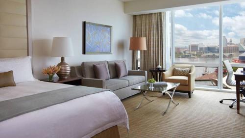 Double Room with Two Double Beds and Harbour View - Disability Access