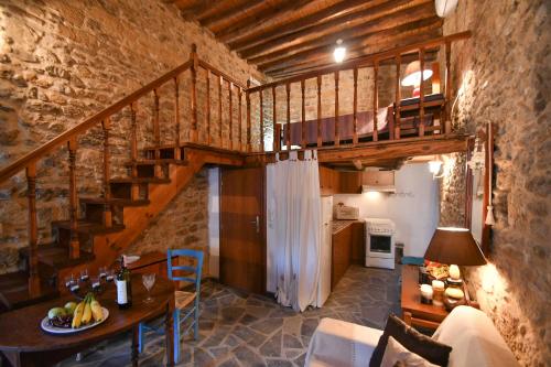  Stone house in Rhodos