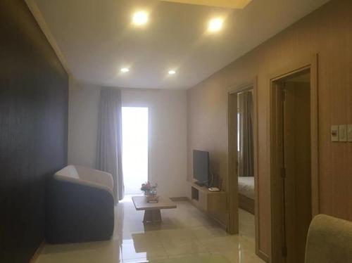 Ideal Time Apartment Ideal Time Apartment is perfectly located for both business and leisure guests in Nha Trang. The property has everything you need for a comfortable stay. Service-minded staff will welcome and guide yo