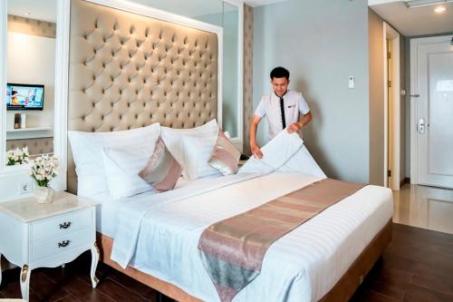 Savero Hotel Depok Room Type - Superior Double Room