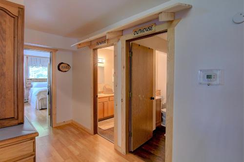 Alaska's Heritage Lodge - image 2