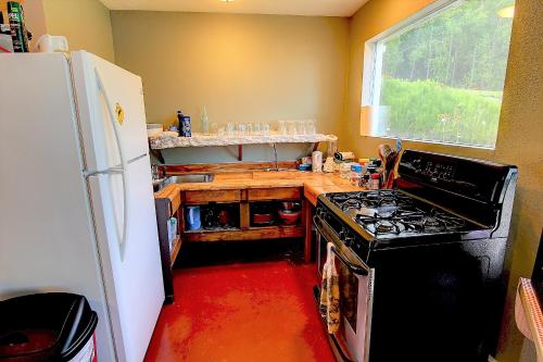 Alaska's Heritage Lodge - image 7