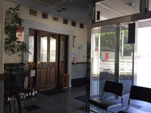 Business Hotel Shell Omihachiman