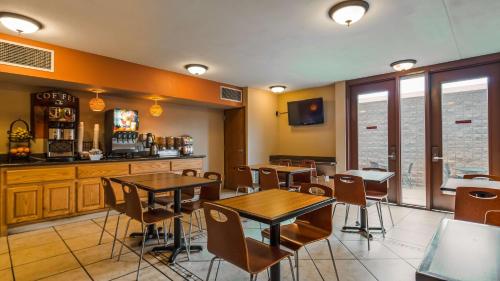 Best Western Inn of Tempe - image 9