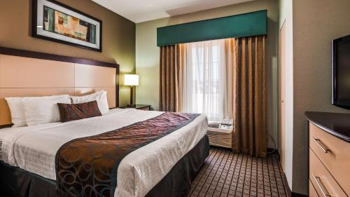 Best Western Plus - Magee Inn & Suites