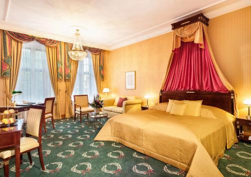 Best Western Premier Grand Hotel Russischer Hof