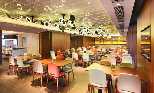 Hampton by Hilton Zhuhai Cheng Feng Plaza