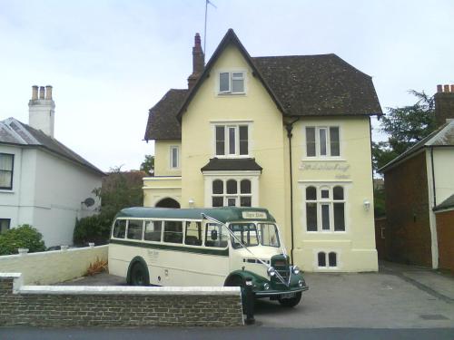 Godalming Hotel - image 9