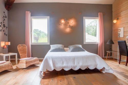 B&B Le Manoir De Gemenos in 熱芒奧