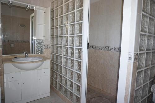 Muriel House - image 11