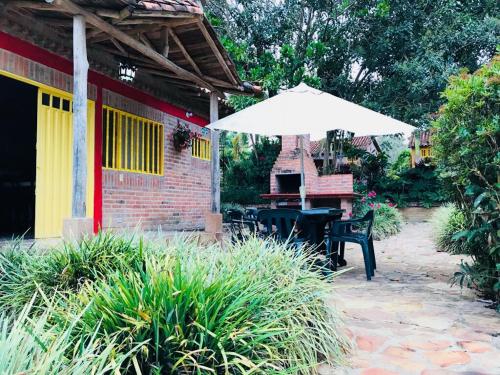 la carolina mesa de los santos