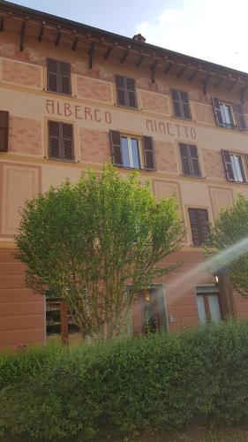 Фасада на хотела, Albergo Minetto in Рапалло