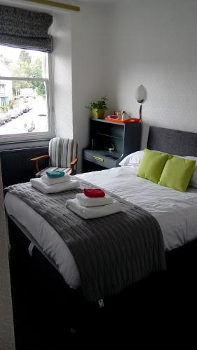 Lyndhurst Guest House - image 12