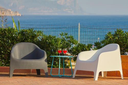 Riva Sea Apartments - image 3