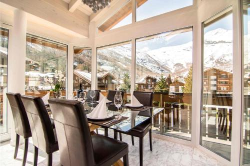 Chalet Sunshine - image 5