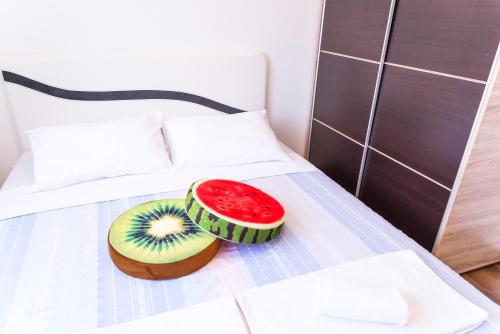 One-Bedroom Apartment image 1