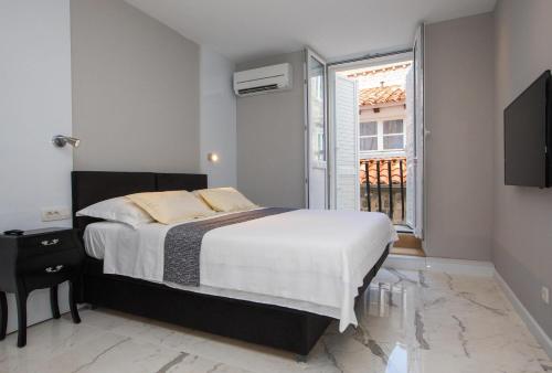 Soleil Luxury Rooms Old town - image 3
