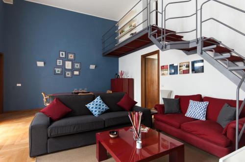 Fancy Blue Duomo Duplex Apartement