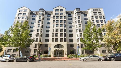 

Stay Alfred at Varsity on K