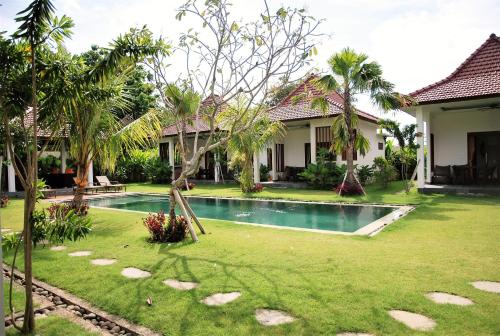 6 Bedrooms Mynah Villa Balangan